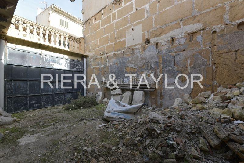 Foto 3c9b3159-1f32-4a1e-b219-e74240205fd6. Casa aparellada a Manacor centre Manacor