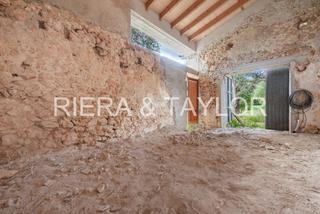 Masía en Costitx. Encantadora finca rãstica con casa de piedra