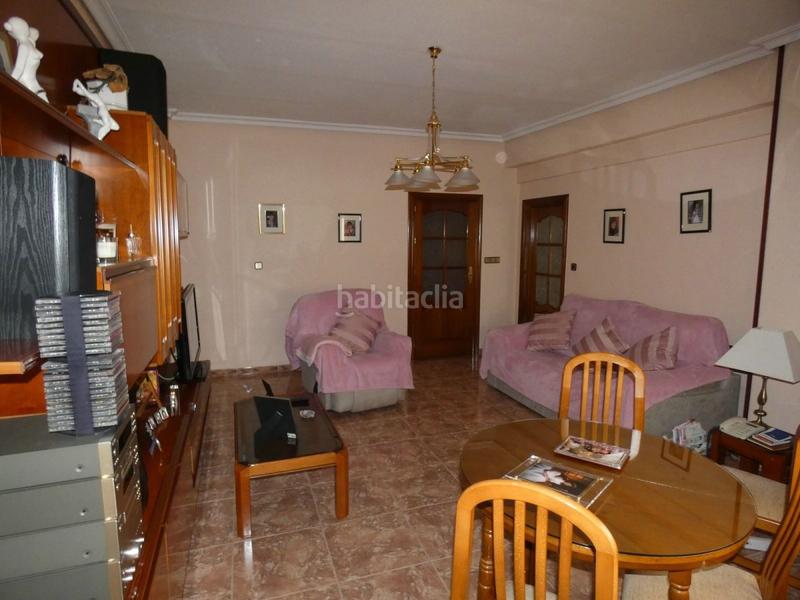 Foto cab4bc50-5d28-4faf-b5dd-aec6ba735102. Maison jumelée avec parking dans Centro Molina de Segura