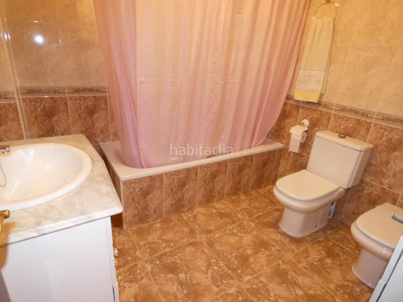 Foto eed2aae3-6fbb-4d22-b7b1-390fd54bd3c0. Maison jumelée avec parking dans Centro Molina de Segura
