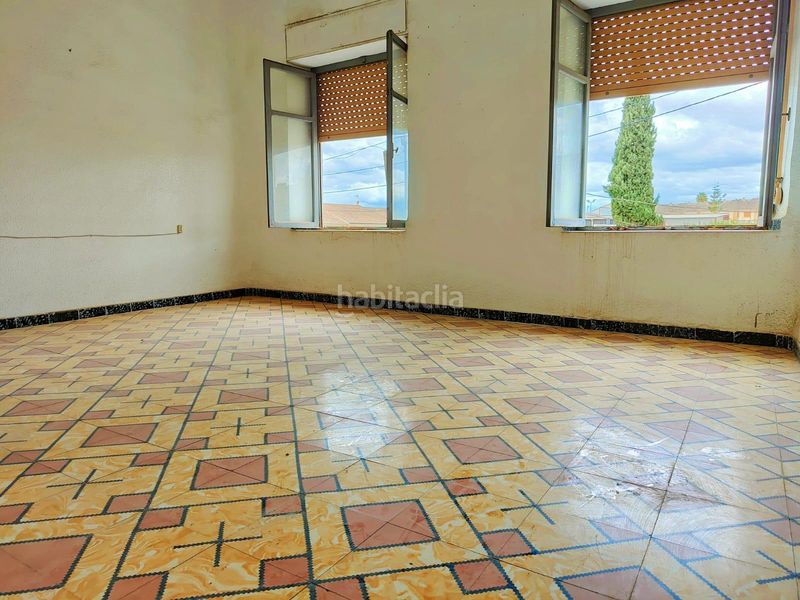 Foto c28f5c4b-b24e-4180-8161-db7579bf4033. Casa adossada amb aparcament a Alguazas