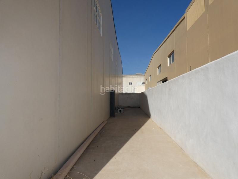 Foto d4a44865-dc15-4916-941f-7b59977c9df7. Bâtiment à usage industriel dans Alguazas