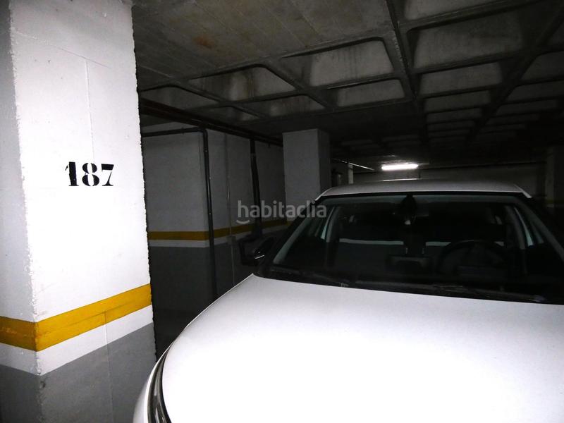 Foto a9dfa653-4aca-45b7-96e7-df4d39ccfd00. Parking voiture dans Espinardo Murcia