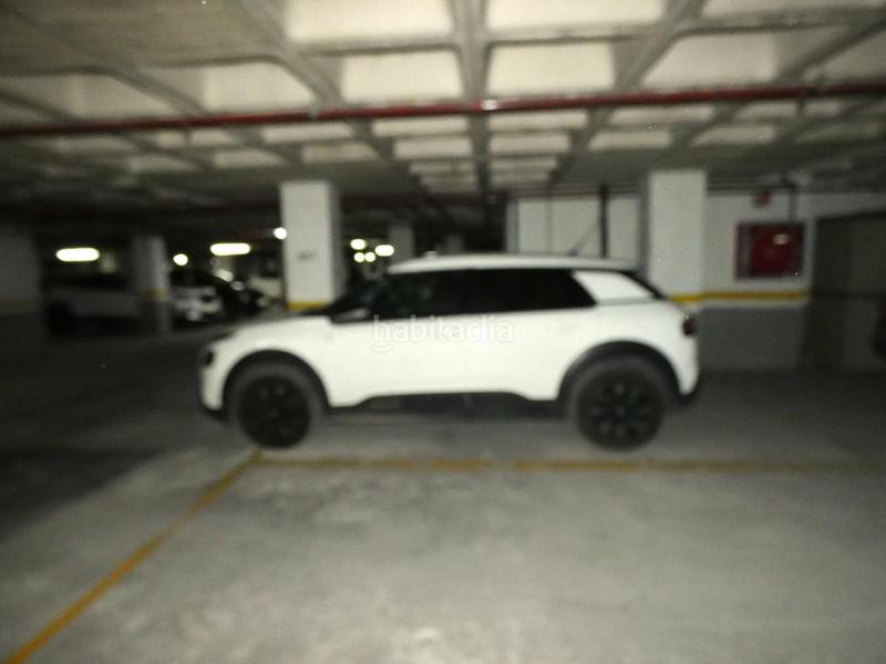 Foto ac6bd7e5-60c6-43bf-97ce-af3c77442ad7. Parking voiture dans Espinardo Murcia