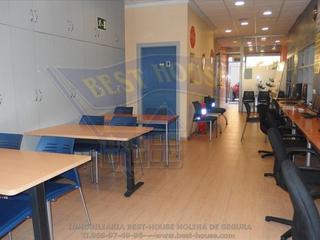 Local Comercial en Ceutí. Local centrico, en excelente estado