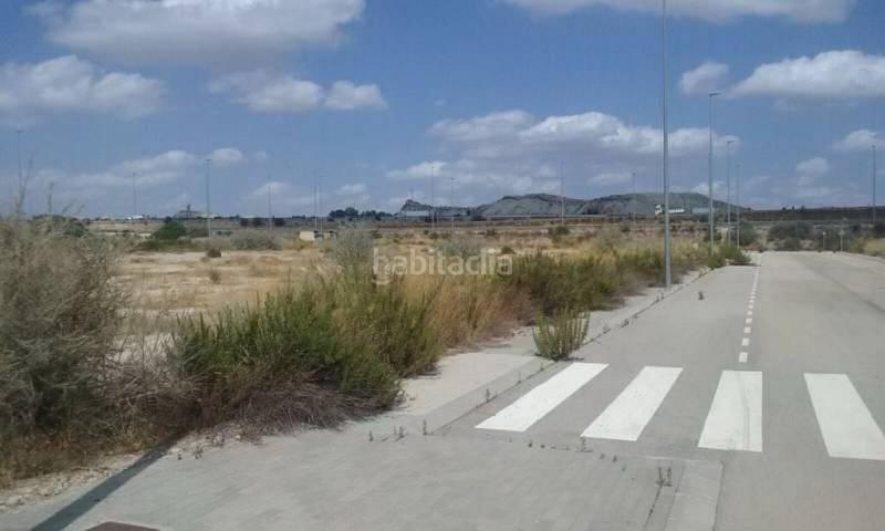 Foto ef3fdb4b-71fe-4254-af61-8563fc11218f. Terrain industriel dans Lorquí