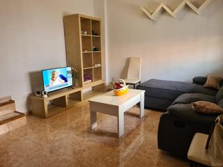 Maison jumelée à El Llano. Dúplex adosado en venta en la tranquila zona de el llano de moli