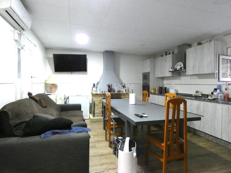 Foto 09a6efb7-874c-4846-81c6-18925ccc9089. Chalet con parcheggio piscina in Fortuna