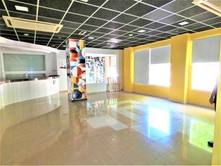 Lloguer Local Comercial a Centro. Local comercial en molina de segura en zona centroideal para hos