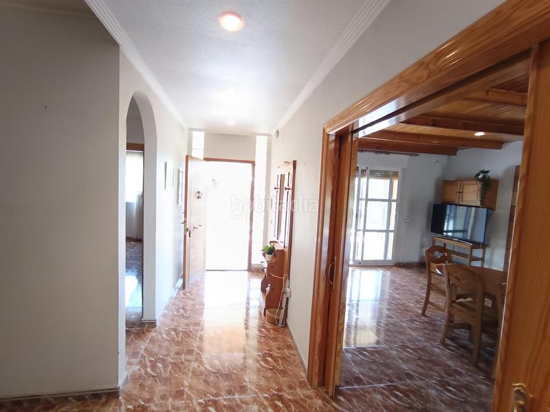 Foto 10bb2318-7f23-41f2-a75a-d70f1bbdc2c3. Chalet avec chauffage parking dans Casillas Murcia