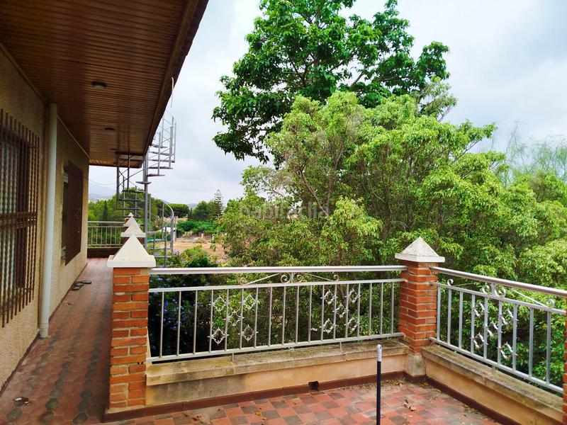 Foto f166e076-54bd-4a63-9242-d2011c4c3a2b. Xalet amb aparcament piscina a Fortuna