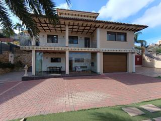 Xalet a La Alcayna. Bienvenido a tu nueva vida y tu villa de películaen la alcayna