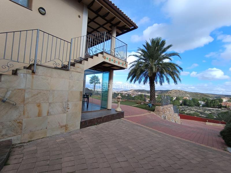 Foto a12d7141-1b4a-42f9-95de-bbde4dde19df. Xalet amb calefacció aparcament piscina a La Alcayna Molina de Segura