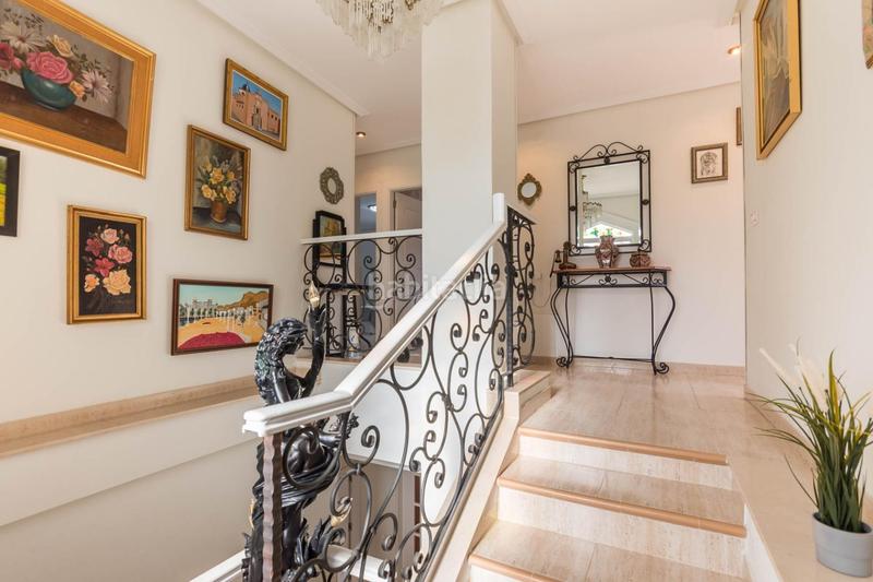 Foto 79313ddc-dc95-426f-a801-d89420a19524. Chalet con riscaldamento parcheggio piscina in Centro Molina de Segura