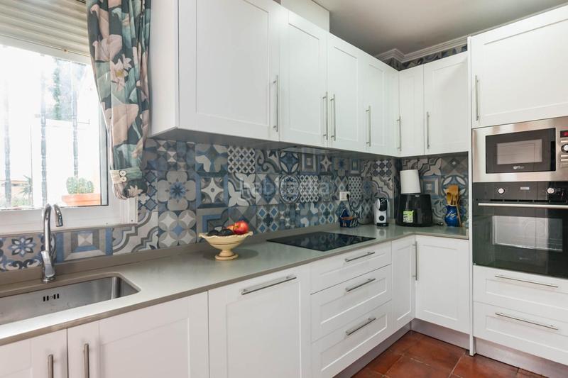 Foto 9087f924-d27e-4ff7-a3ec-80defc860267. Chalet con riscaldamento parcheggio piscina in Centro Molina de Segura