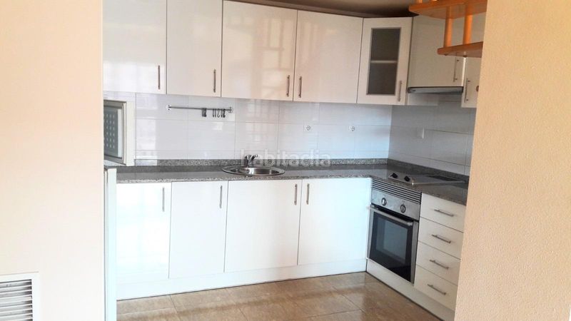 Foto 4dbd53c4-cbf0-4653-9958-510a926adca4. Àtic amb aparcament a Juan Carlos I Murcia