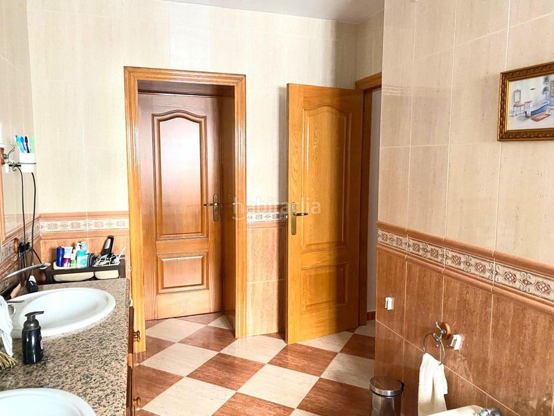 Foto a189b07d-24e0-4427-b14d-6d7b5a98fb3b. Casa adossada amb calefacció aparcament a Ceutí
