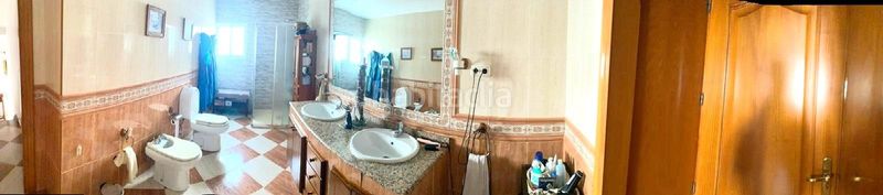 Foto e5912b37-3a36-4955-81c7-47b297c96199. Casa adossada amb calefacció aparcament a Ceutí