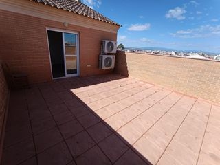 Casa adossada a San Miguel. En pleno barrio san miguel de molina de segura