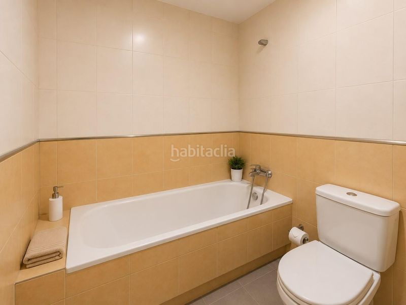 Foto b0759949-f2c5-4cc8-80b0-274d4f824ad0. Planta baixa amb calefacció aparcament a Lorquí