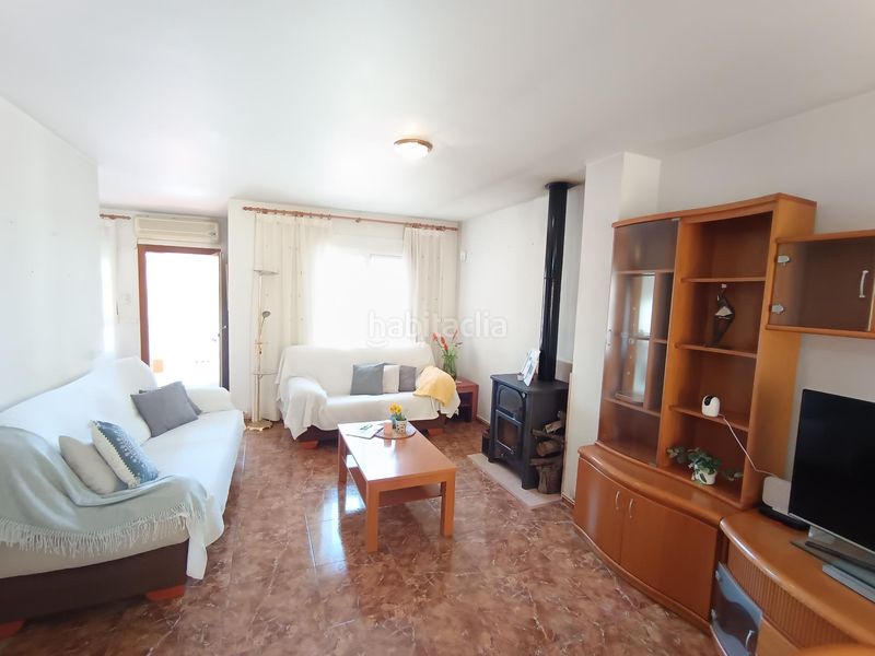 Foto 70e86ef6-c679-408f-873b-3aa72bfccdd0. Casa adosada en Ulea