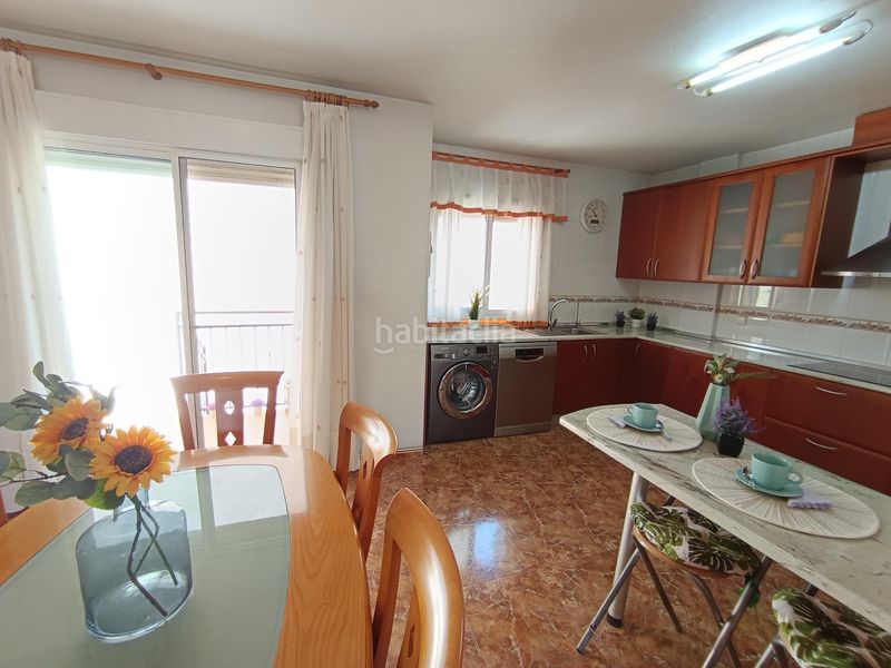 Foto 534b9401-b140-473d-bcc7-c7d1587232c6. Casa adossada amb calefacció aparcament a Ulea