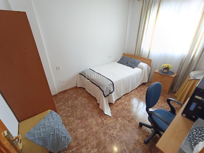 Foto 5cbe0b90-d4ed-4178-aa46-82cf61abda00. Casa adossada amb calefacció aparcament a Ulea