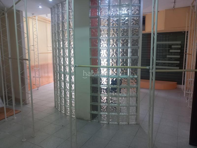 Foto f5ed9a4a-d494-4115-a4e3-5771072be3c2. Local comercial a carrer d'o'donnell 12 a Centre Reus