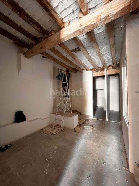 Foto 54668547-94e8-410c-a63b-cb0f46c95933. Piso s en venta en el centro en Centre Reus
