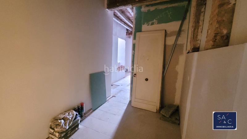 Foto 56b8f575-54fc-44de-8838-5167fe2bd67f. Piso s en venta en el centro en Centre Reus
