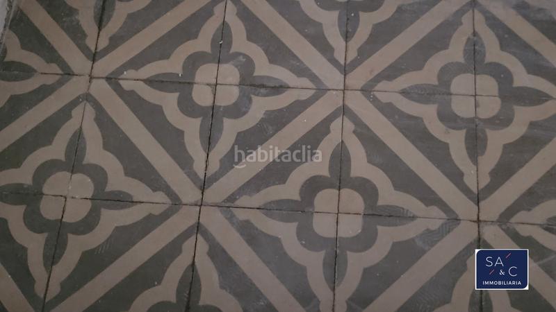 Foto f2fa44ba-8352-4ffa-873b-0c990d0a8c18. Piso s en venta en el centro en Centre Reus
