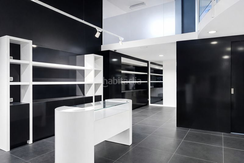 Foto c6e38c58-5c47-4d0d-b0a8-cb1ab18200c4. Lloguer local comercial amb calefacció a Ponent Reus