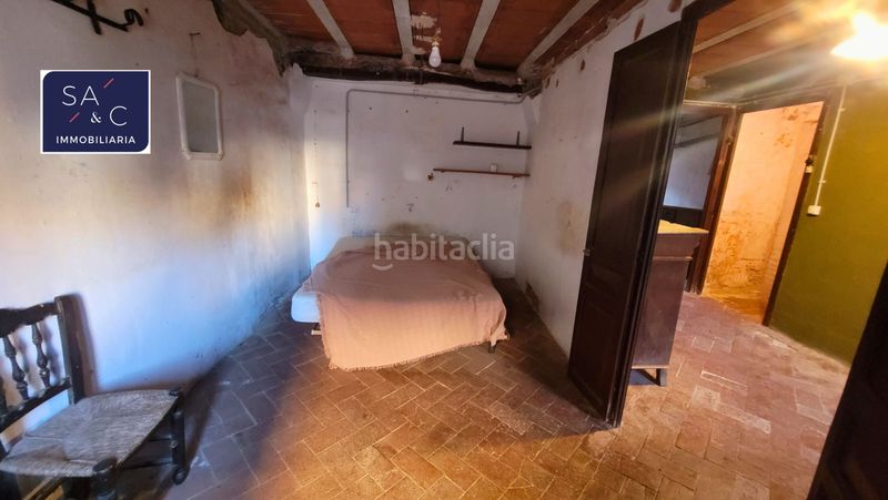 Foto 53bc8aaf-874e-4462-84d8-ec9ae5886410. Casa adossada a carrer nou 11 a Almoster