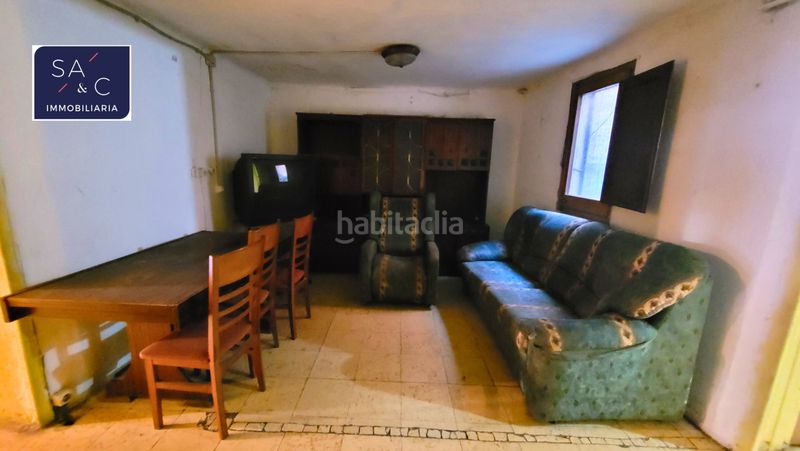 Foto a01675cd-eb2e-4047-b110-de27ca9d39da. Casa adossada a carrer nou 11 a Almoster