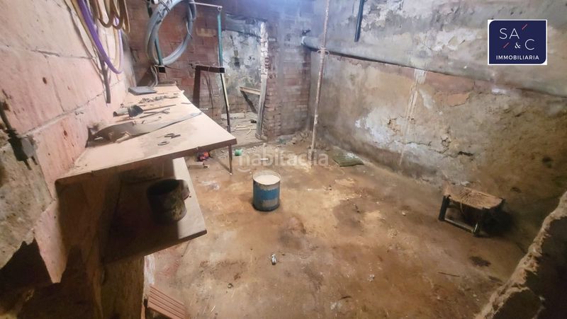 Foto b669be06-3c3d-49a4-a6c2-4bd3366f6962. Casa adossada a carrer nou 11 a Almoster