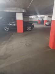 Rent Car parking in Avinguda del president companys 2. Se alquila plaza de parquinking para coche mediano en centro de