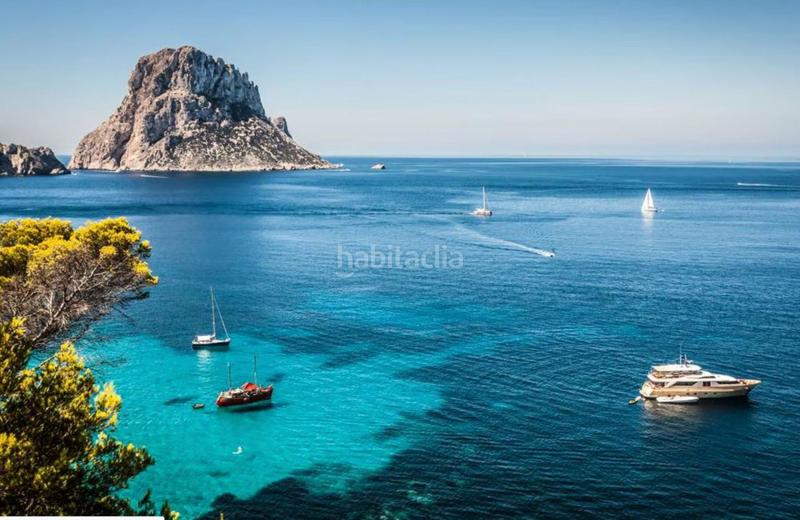 Foto d03c4a8f-fc11-4a26-88b7-5eedcfab686f. Edifici a Marina Botafoc-Talamanca Ibiza