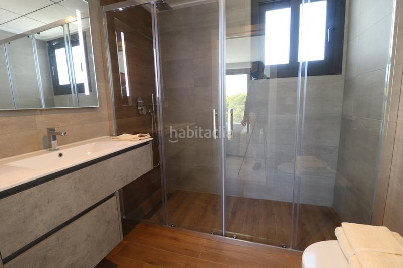 Foto eaba2d2b-899b-45bc-a52a-1cd749f4df99. Chalet magnífico chalet en la nucia obra nueva new build en Nucia (la)