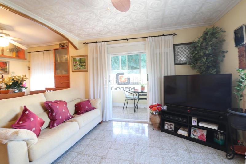 Foto e56f1269-d309-4a56-99f8-c144cefafd7b. Piso en calle matematico romero 2 piso zona virgen del remedio en Alicante