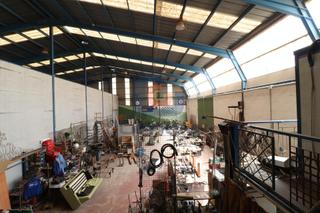 Nau industrial a Norte. Venta de nave industrial  excelente ubicación en esquina