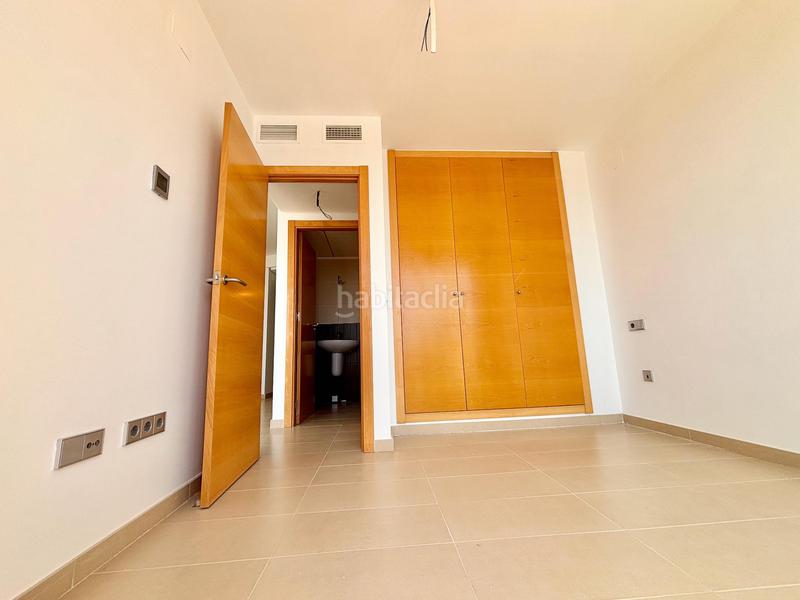 Foto 1690f3b3-60b5-481b-bbf2-0fe478f69d0f. Duplex in calle sant vicent 74 in Campello Playa Campello (el)