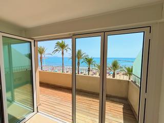 Dúplex en Calle sant vicent 74. Espectacular duplex frente al mar en campello playa