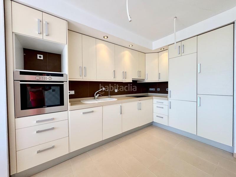 Foto dbc75d55-f857-4830-8cbe-c82526aafea6. Duplex in calle sant vicent 74 in Campello Playa Campello (el)