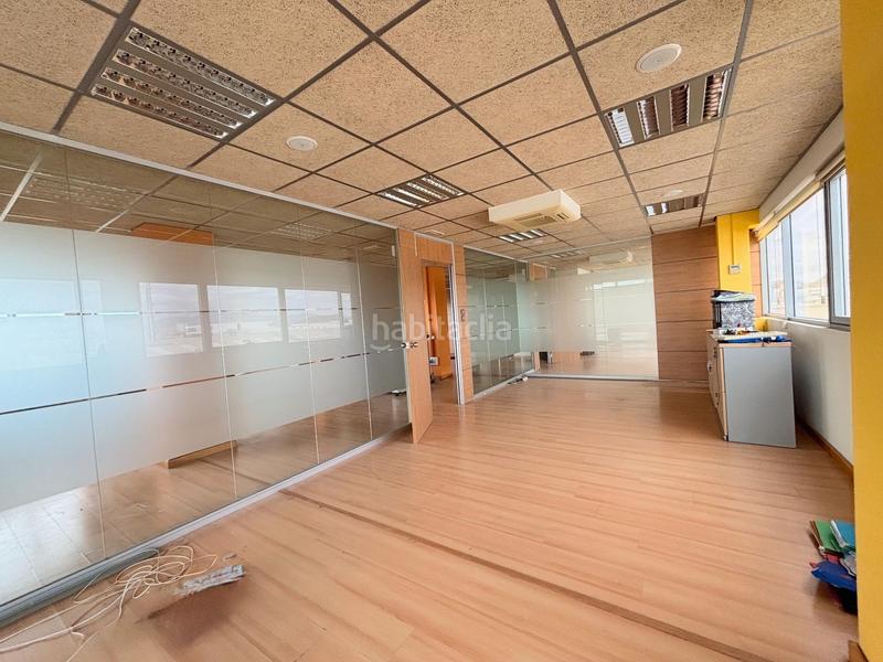 Foto 008d93f5-8eb3-49dd-aae6-f069a643e503. Ufficio con riscaldamento parcheggio in Ciudad de Asís Alicante