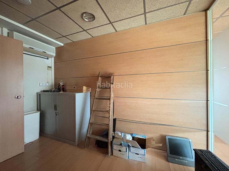 Foto b6e3e2d9-9441-4417-a8f3-cc04de2a1c5d. Ufficio con riscaldamento parcheggio in Ciudad de Asís Alicante