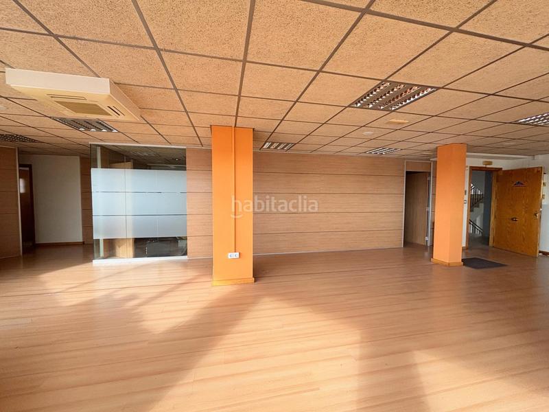 Foto f32b1247-354e-4e54-b39b-d1e428dcbe4f. Ufficio con riscaldamento parcheggio in Ciudad de Asís Alicante