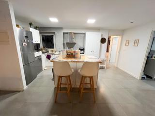 Rez-de-chaussée à El Carril - Paseo de Chapi. Piso en venta en villena