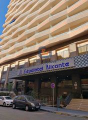 Studio en Calle poeta vila y blanco 4. Para inversores, vuestra oportunidad!!!