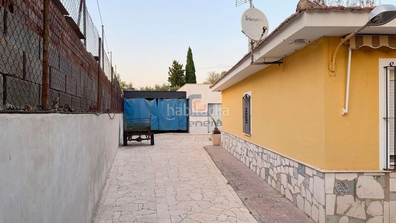 Foto 02672541-f742-4502-a79a-4e29b66a79a2. Xalet amb aparcament piscina a Agost