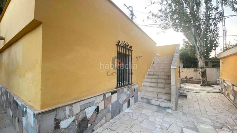 Foto 6e53f2be-cf1c-4783-9766-0400ee1ab982. Xalet amb aparcament piscina a Agost